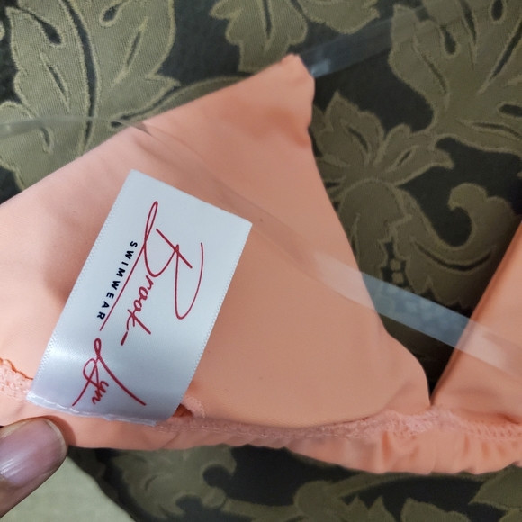 New bikini - Picture 5 of 13